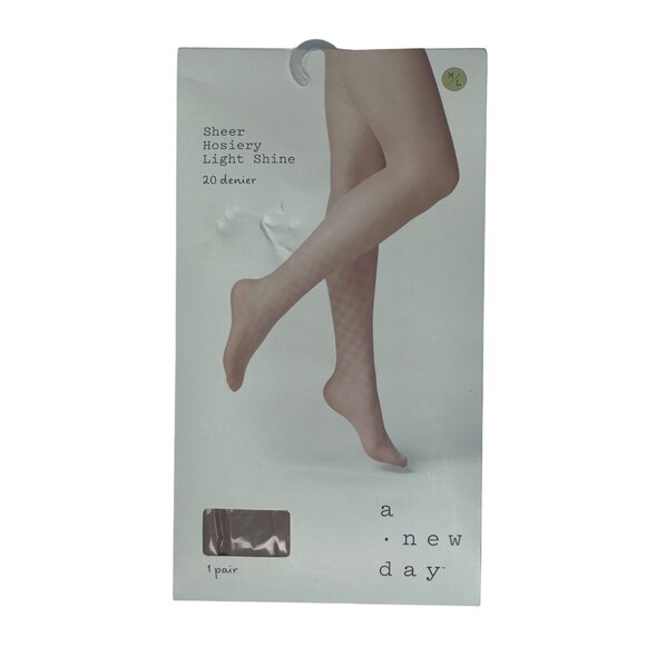 A New Day Sheer Hosiery Pantyhose Size Medium/Large Sand New Light Shine - Picture 1 of 6